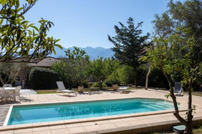 Charmante villa avec piscine proche ville et plage